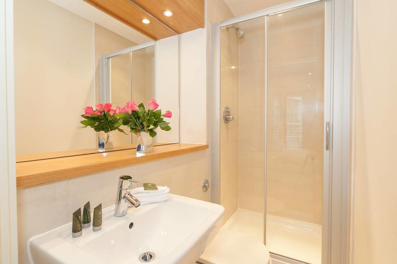Fantastic Flat In Manchester City Centre Buitenkant foto